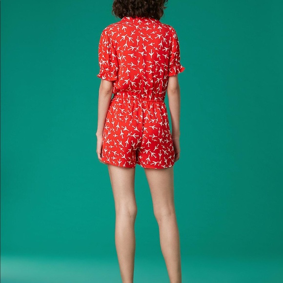 DVF Sz M Short Sleeve Collared Ruffle Romper New - Picture 2 of 8